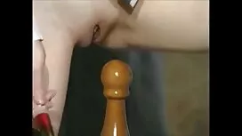 Момиче играчи се lel ...