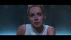 Супер гореща Ейвъри  ...