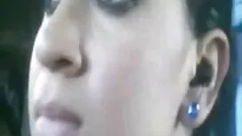 Скандал- баба порно