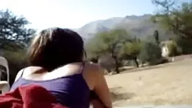 Черни петли чука бял ...