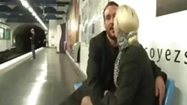 Мама прави бабички п ...