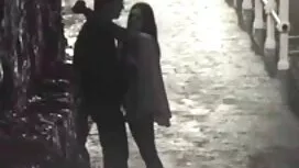 Нейният полубрат в с ...