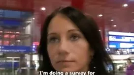 Зашеметяващ юница се ...